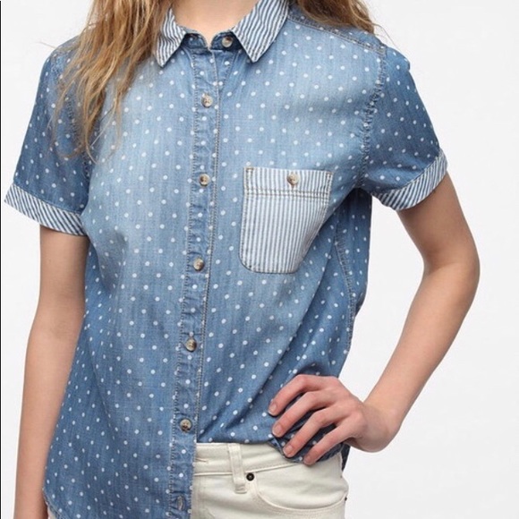 Urban Outfitters Tops - BDG Denim Button Down